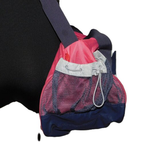 Nike Varsity Girl 2.0 Duffle Bag Gym Gear Sports Shoulder Strap Pink Blue Gray - Picture 3 of 11